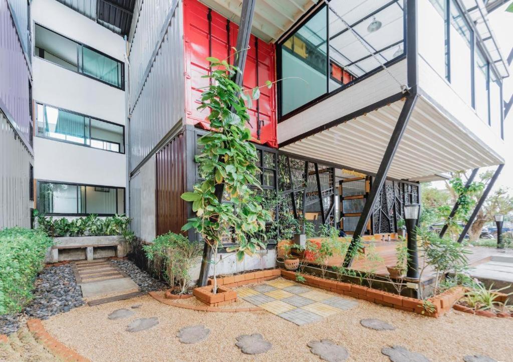 Qbix Hotel Khon Kaen Dış mekan fotoğraf