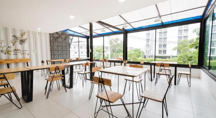 Qbix Hotel Khon Kaen Dış mekan fotoğraf